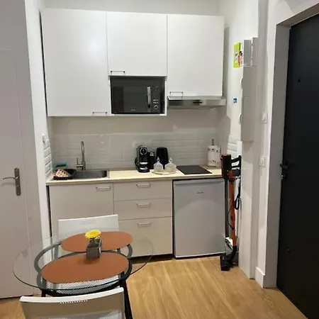 The Brown - Cohousing Apartment *